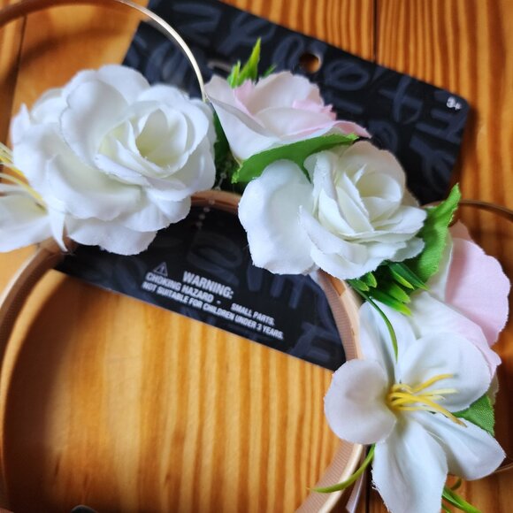 Disney Minnie Ears Sequin Floral - Picture 13 of 13